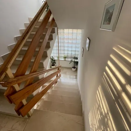 Sobe-sandra דירה דראמליי