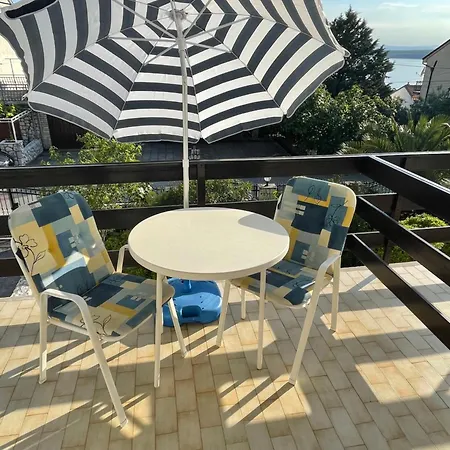 Sobe-sandra Lejlighed Dramalj